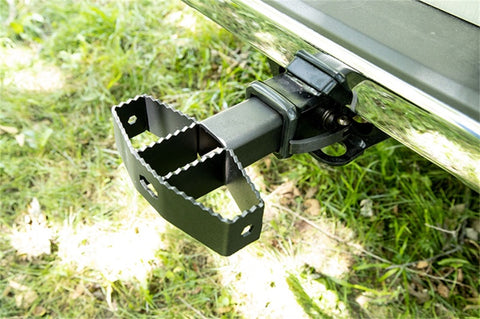 Dee Zee Universal Hitch Step - DZ15302S