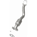 MagnaFlow Direct Fit Catalytic Converter 13-15 RAV4 2.5 Underbody - 52543