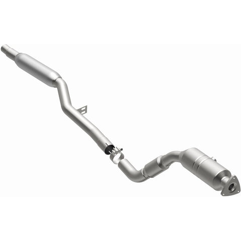 MagnaFlow Direct Fit Catalytic Converter 2005-2007 A6 QUATTRO 3.2L Underbody - 52133