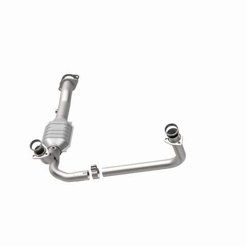 MagnaFlow Converter Direct Fit California Grade 96-99 GM K/C 1500/2500 5.0L V8/4.3L V6 - 4451457