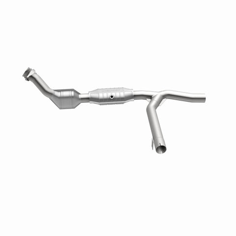 MagnaFlow Direct Fit Catalytic Converter 00-01 Ford F-150 4.6L 2wd - 93153