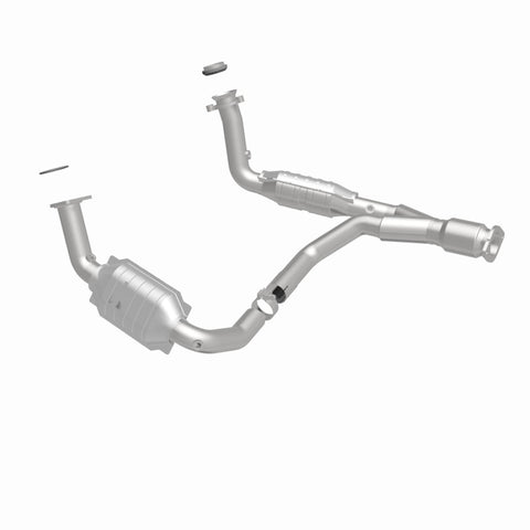 MagnaFlow Conv DF 06-09 Chevy Trailblazer SS 6.0L SS *NOT FOR SALE IN CALIFORNIA* - 93496