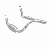 MagnaFlow Direct Fit Catalytic Converter 06-09 TB/Envoy 5.3/6.0 OEM - 49650