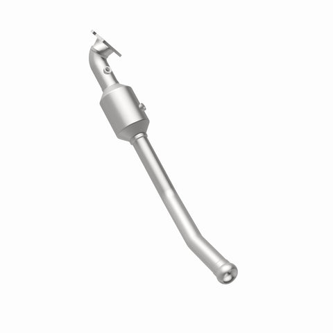 Magnaflow 13-15 Dodge Durango V6 3.6L OEM Grade / EPA Compliant Direct-Fit Catalytic Converter - 21-250