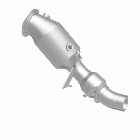 MagnaFlow Direct Fit Catalytic Converter 12-14 BMW 528i 2 L Closed Couple - 52266