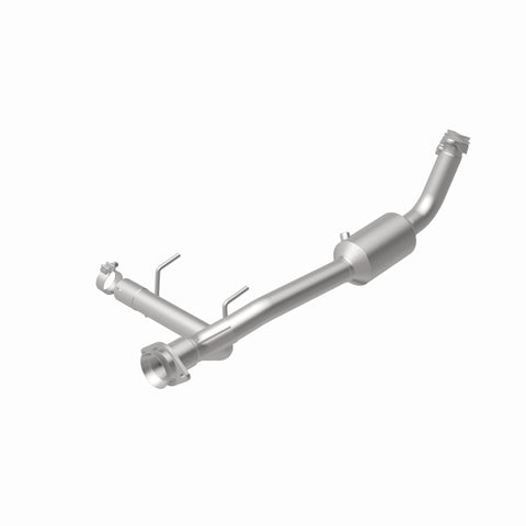 MagnaFlow Conv Direct Fit 05-06 Lincoln Navigator 5.4L w/ 3in Main Piping - 52508