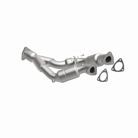 MagnaFlow Direct Fit Catalytic Converter 04-06 VW Touareg 3.2L - 51499