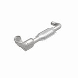 MagnaFlow Direct Fit Catalytic Converter 97-98 Ford Trucks 4.6L - 447153
