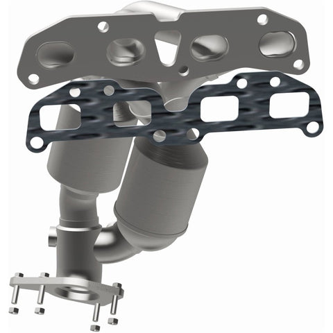MagnaFlow OEM Grade 07-12 Nissan Sentra L4-2.5LGAS Direct Fit Federal Catalytic Converter - 51591