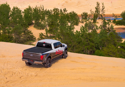 Extang 2021 Ford F-150 (8ft Bed) Solid Fold 2.0 - 83704