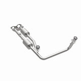 MagnaFlow Direct Fit Catalytic Converter California Grade 96-00 GM Tahoe/Yukon/Escalade 5.7L - 4451453