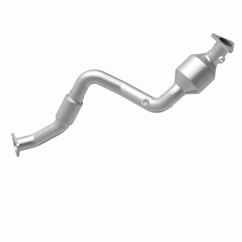 MagnaFlow Direct Fit Catalytic Converter 07 VW Touareg 3.6L Front close - 51943