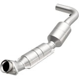 MagnaFlow Direct Fit Catalytic Converter 05-07 Ford E150 4.6L Driver Side - 51311