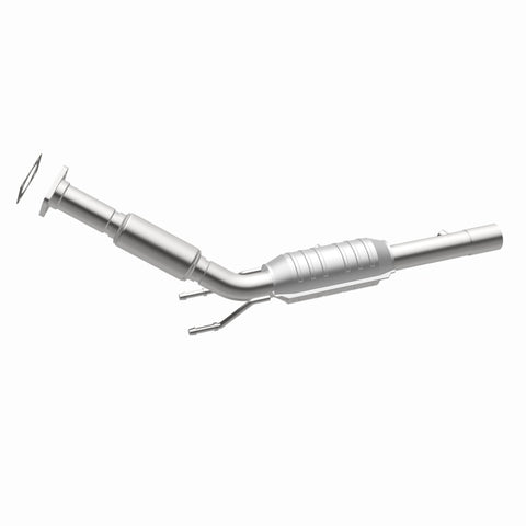 MagnaFlow Direct Fit Catalytic Converter 06-08 Volkswagen Jetta/Rabbit 2.5L (49 State) - 24320