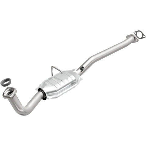 MagnaFlow Direct Fit Catalytic Converter 98-01 Metro/Swift 1.3 rr OE - 49563