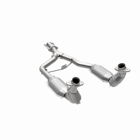 MagnaFlow Direct Fit Catalytic Converter 96-98 Ford Mustang 3.8L - 444064
