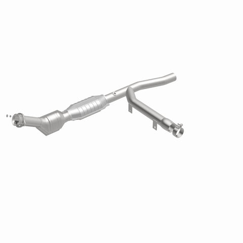 MagnaFlow Direct Fit Catalytic Converter 97-98 Ford Trucks 4.2L - 447132