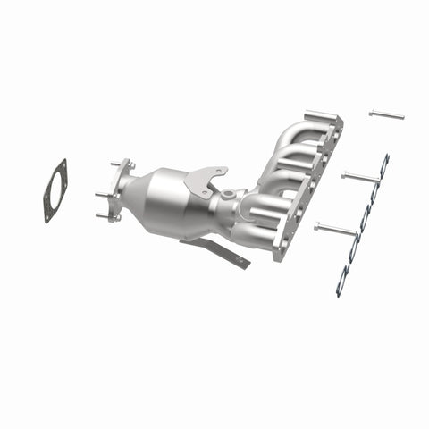 MagnaFlow Direct Fit Catalytic Converter 01-05 Volvo S60 2.4L Manifold - 452425