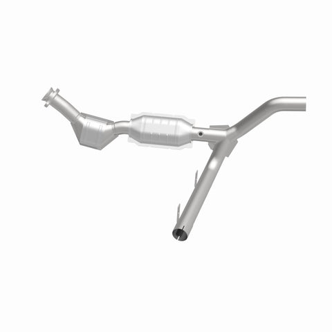 MagnaFlow Direct Fit Catalytic Converter 97-98 Ford F-150 4.6L - 447140