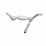 MagnaFlow Direct Fit Catalytic Converter 97-98 Ford F-150 Pickup 4.2L P/S 4WD - 93429