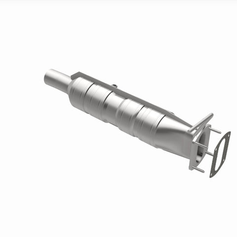 MagnaFlow 09-19 Ford F53 V10 6.8L Underbody 6.8L Direct Fit Catalytic Converter - 280435