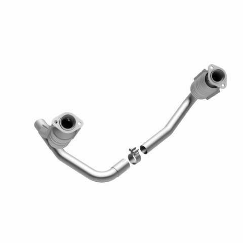 MagnaFlow Direct Fit Catalytic Conv 05-06 Dodge Dakota/2006 Mitsubishi Raider 3.7L Y-Pipe Assembly - 49462