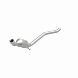 MagnaFlow Direct Fit Catalytic Converter 2006-2011 R350 3.5 L Underbody - 52177
