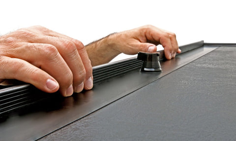 Roll-N-Lock 05-15 Toyota Tacoma Regular Cab Access Cab/Double Cab LB 73in M-Series Tonneau Cover - LG502M