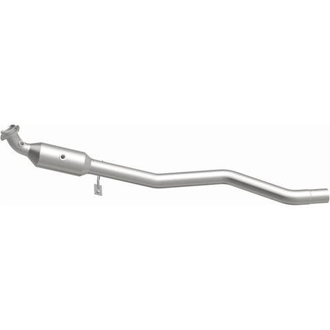 MagnaFlow Direct Fit Catalytic Converter 2007-2012 GL450 4.6 L Underbody - 52173