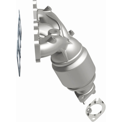 MagnaFlow Direct Fit Catalytic Converter 11-12 Kia Sedona 3.5L OEM Grade Manifold - 52783