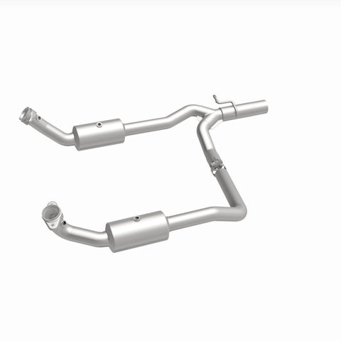 MagnaFlow 09-13 Ford E-350 Super Duty V10 6.8 OEM Underbody Direct Fit Catalytic Converter - 21-599
