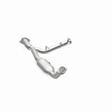 MagnaFlow Direct Fit Catalytic Converter 03-05 Ford Expedition/05-06 Lincoln Navigator 5.4L P/S - 93125