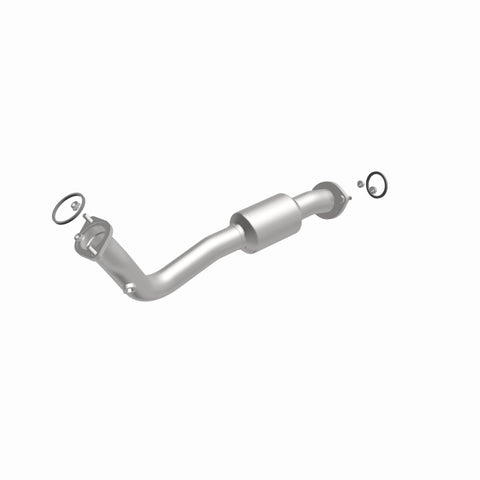 MagnaFlow Direct Fit Catalytic Converter 13-15 RAV4 2.5 Underbody - 52543