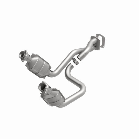 MagnaFlow Direct Fit Catalytic Converter 05-07 Ford F250/F350 5.4L - 49911