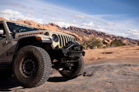 DV8 Offroad 18-23 Wrangler JL/Gladiator JT Spec Series Front Bumper - FBJL-09