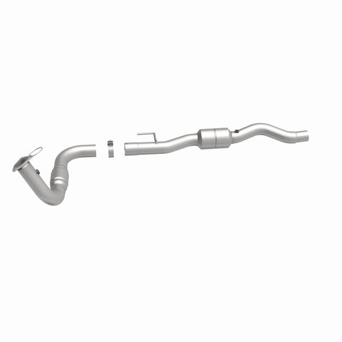 MagnaFlow Direct Fit Catalytic Converter 02-03 Avalanche 8.1 DS OEM - 49636