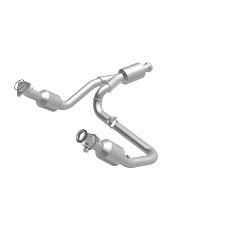 Magnaflow 14-15 Chevrolet Silverado 1500 Underbody 4.3L / 5.3L Direct-Fit Catalytic Converter - 280424