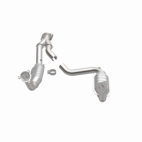 MagnaFlow Direct Fit Catalytic Converter 03-06 Chevy SSR 5.3/6.0 OEM - 49580