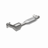 MagnaFlow Direct Fit Catalytic Converter 97-98 E150 E250 Van 4.2L D/ - 93325