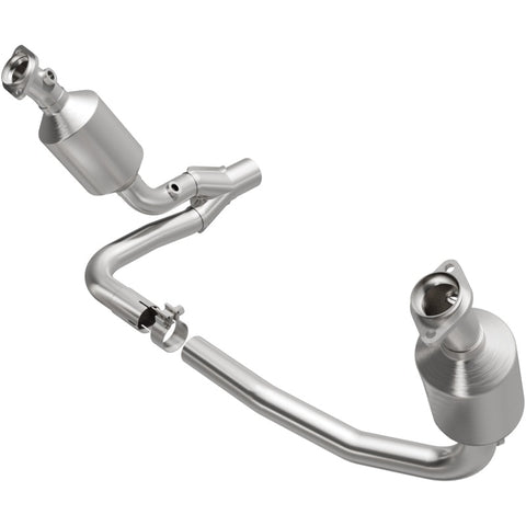 MagnaFlow 2004 Dodge Dakota 4.7L Direct Fit Catalytic Converter - 4651658