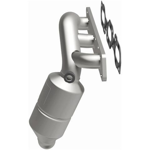 MagnaFlow Direct Fit Catalytic Converter 01-06 Escape 3.0 with oil - 24367