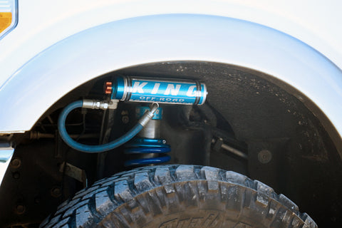 Superlift 11-16 Ford F-250/F-350 SD 4WD 4in Lift Kit w/Repl Radius Arms & King Coilovers Rear Shocks - K987KG