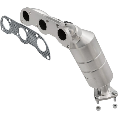 MagnaFlow Direct Fit Catalytic Converter 04-05 Suz Verona2.5 Manifold Rear - 50912