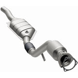 MagnaFlow Direct Fit Catalytic Converter 03 Volkswagen Passat 2.8L - 51589