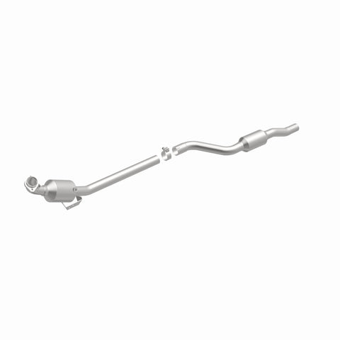 MagnaFlow Conv Direct Fit 10-12 Mercedes-Benz GLK350 V6 3.5 OEM Underbody - 21-440