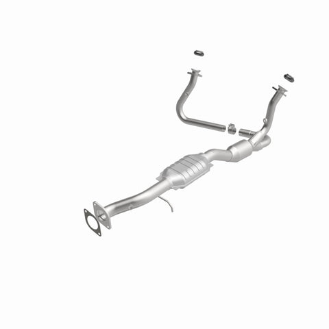 MagnaFlow Direct Fit Catalytic Converter 01-05 Chevy Blazer 4.3L 4WD - 49897