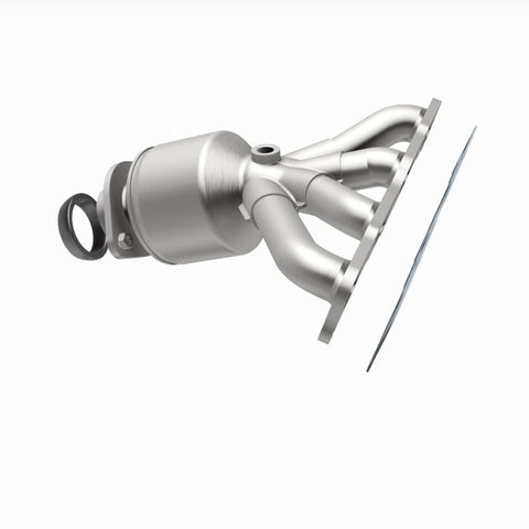 MagnaFlow 2016 Mitsubishi Outlander Manifold 2.4L Direct Fit Catalytic Converter - 290103