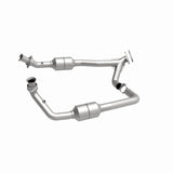MagnaFlow Direct Fit Catalytic Converter 2002 Ford E-Series Vans 5.4L - 447378