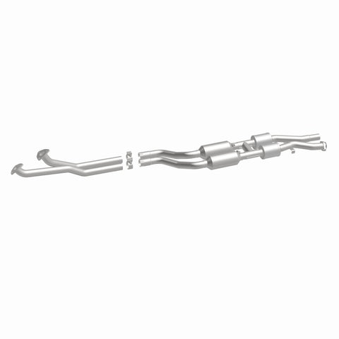MagnaFlow Direct Fit Catalytic Converter 96-98 BMW 328 2.8L - 24021