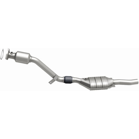 MagnaFlow Direct Fit Catalytic Converter 03 Volkswagen Passat 2.8L - 51589